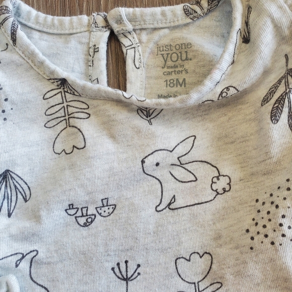 Carters 18 M Romper - Picture 4 of 6